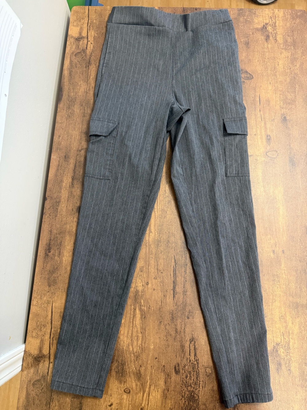 Forever 21 Women's Charcoal Pinstripe Dress Pants Size Large